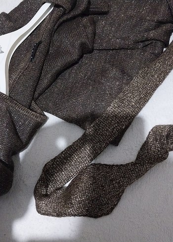 Parlak kahverengi V Yakalı Kemerli Elbise - Görsel 5