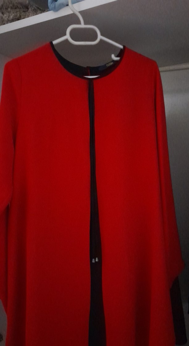 Uzun Kollu Kırmızı Kadın Tunik - Görsel 2