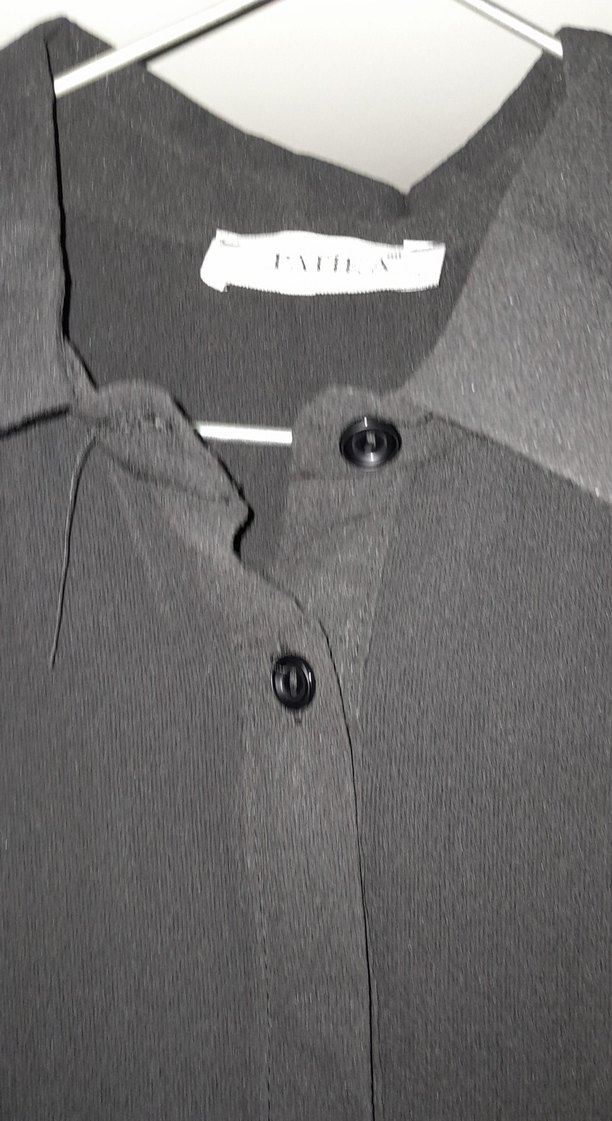 Uzun Siyah Düğmeli Gotik Elbise - Görsel 3