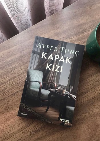 Kapak Kızı - Ayfer Tunç