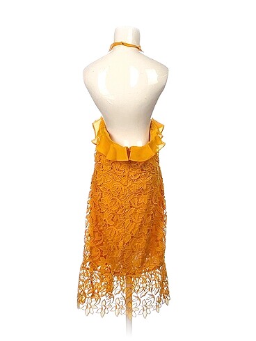 xs Beden Mango Kısa Elbise %70 İndirimli.