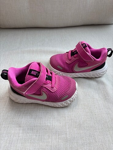 Nike spor ayakkabı
