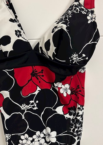 Çiçek Desenli Kadın Uzun Mayo - Görsel 2