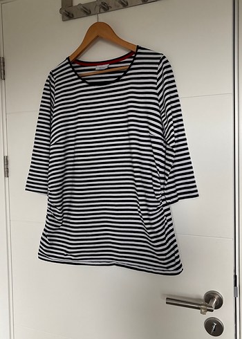 Çizgili Siyah Hamile Tişörtü - Görsel 2