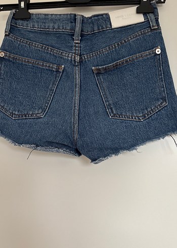 Kadın Mavi Koyu Renk Salaş Mini Denim Şort - Görsel 4
