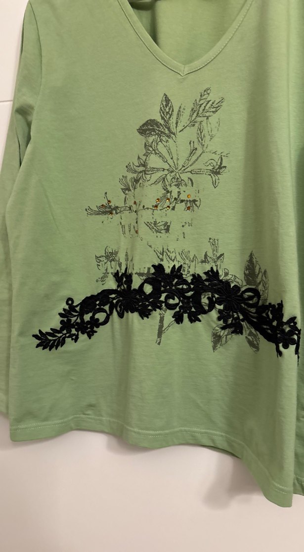 Yeşil Baskılı Hamile Uzun Kollu Tişört - Görsel 3