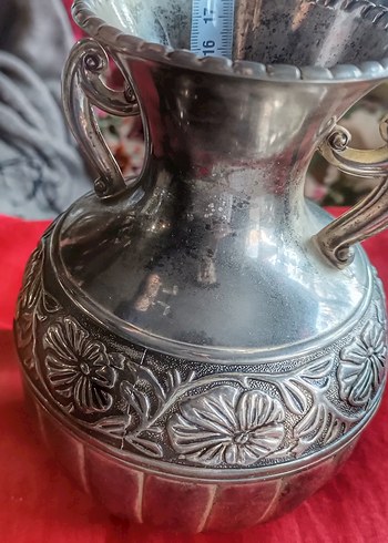 Beden gri Renk Çiçek İşlemeli Gümüş kaplama Vazo