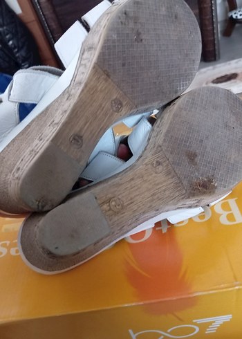 Beyaz Kadın Dolgu Topuklu Sandalet - Görsel 6