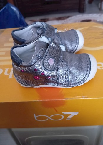 Gri Kız Bebek İlk Adım Ayakkabısı - Görsel 6