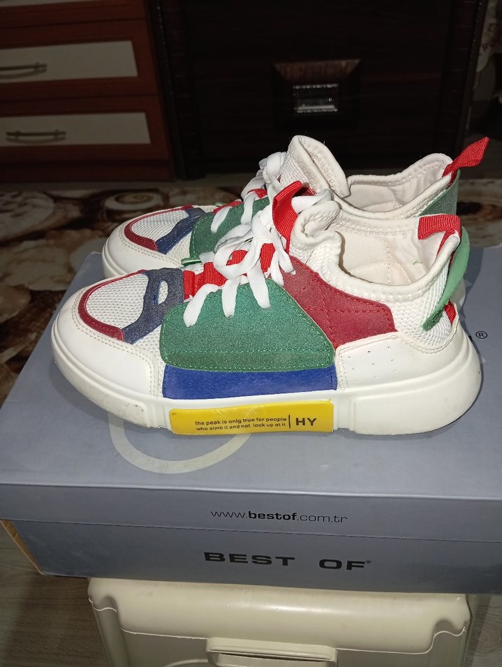 Renkli Bağcıklı ve Cırt Cırtlı Kadın Spor Ayakkabı - Görsel 3