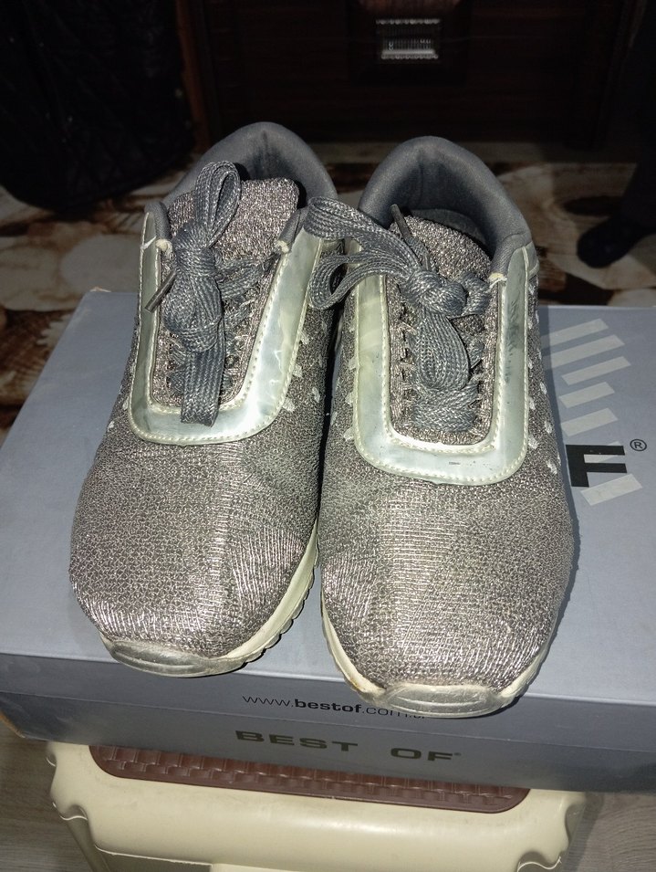 Gri Yılan Desenli Dolgu Topuklu Kadın Spor Ayakkabı - Görsel 2