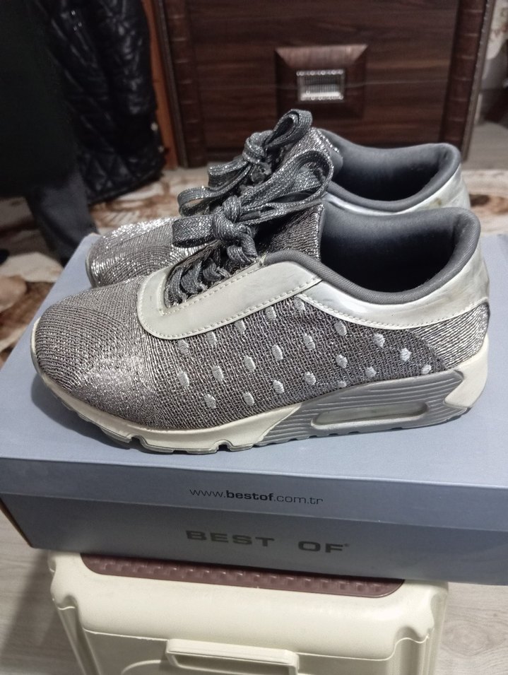 Gri Yılan Desenli Dolgu Topuklu Kadın Spor Ayakkabı - Görsel 3