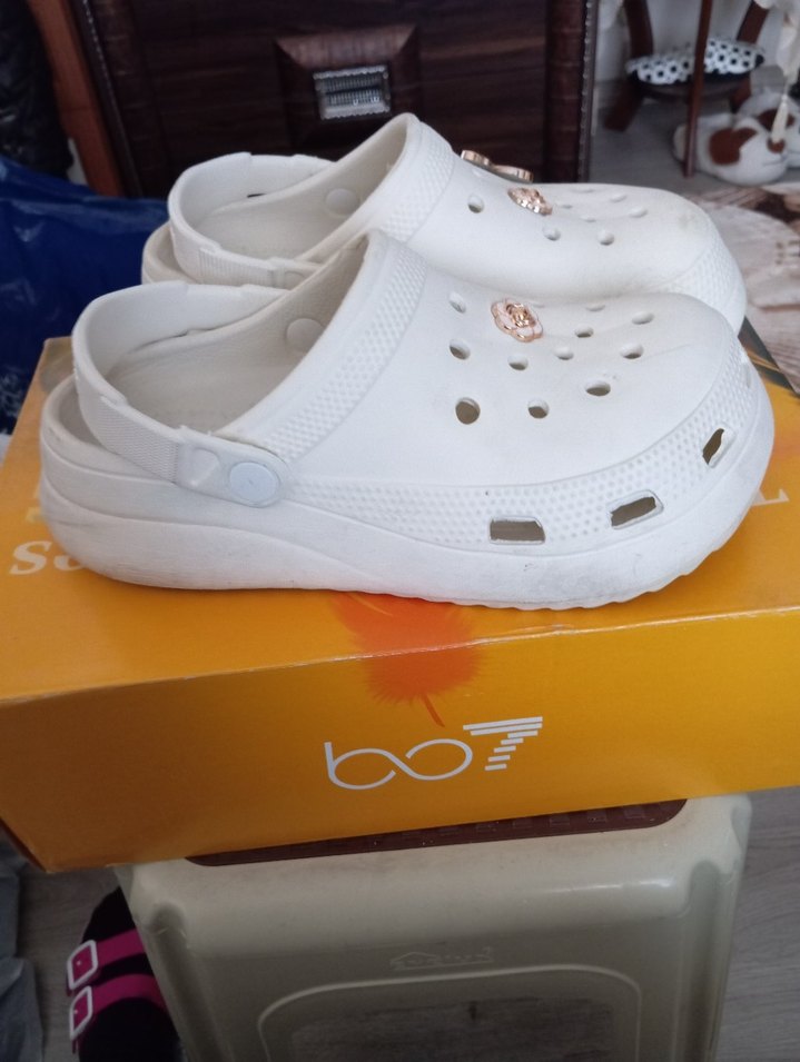 Beyaz Tokalı Kadın Terlik Platform Topuk - Görsel 5