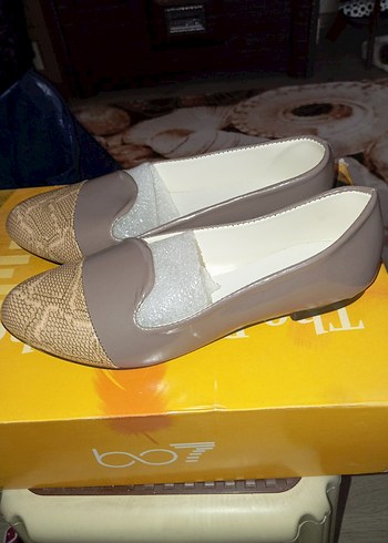 Bej Yılan Desenli Tokalı Kadın Topuklu Babet - Görsel 2