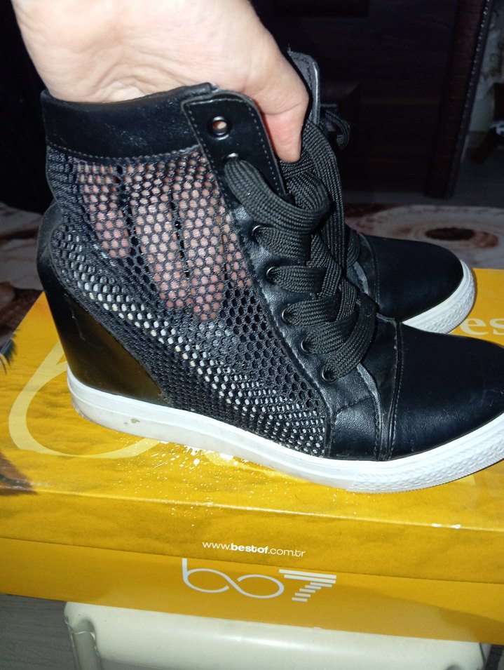 Siyah Bağcıklı Kadın Dolgu Topuk Spor Ayakkabı - Görsel 4