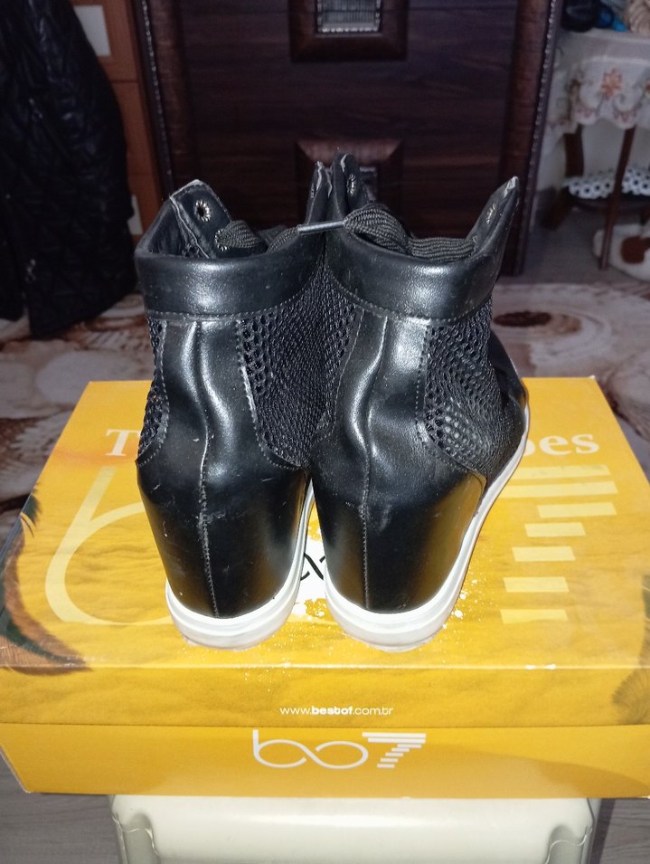 Siyah Bağcıklı Kadın Dolgu Topuk Spor Ayakkabı - Görsel 3