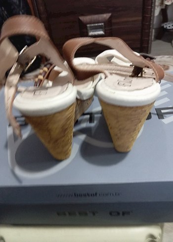 Bej Toka Detaylı Dolgu Topuklu Kadın Ayakkabı - Görsel 2