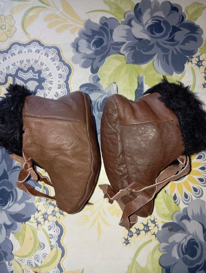 Kahverengi Kürklü Deri Erkek Çocuk Terliği - Görsel 3