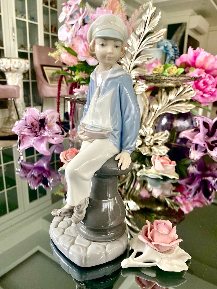 LLADRÓ Denizci Çocuk Biblo - Görsel 3