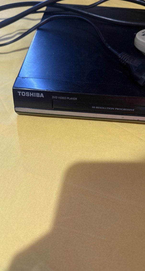 Gri DVD Oynatıcı ve Uzaktan Kumanda - Görsel 4