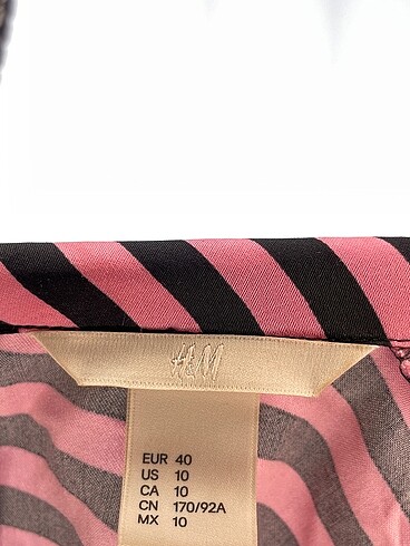 40 Beden çeşitli Renk H&M Uzun Elbise %70 İndirimli.