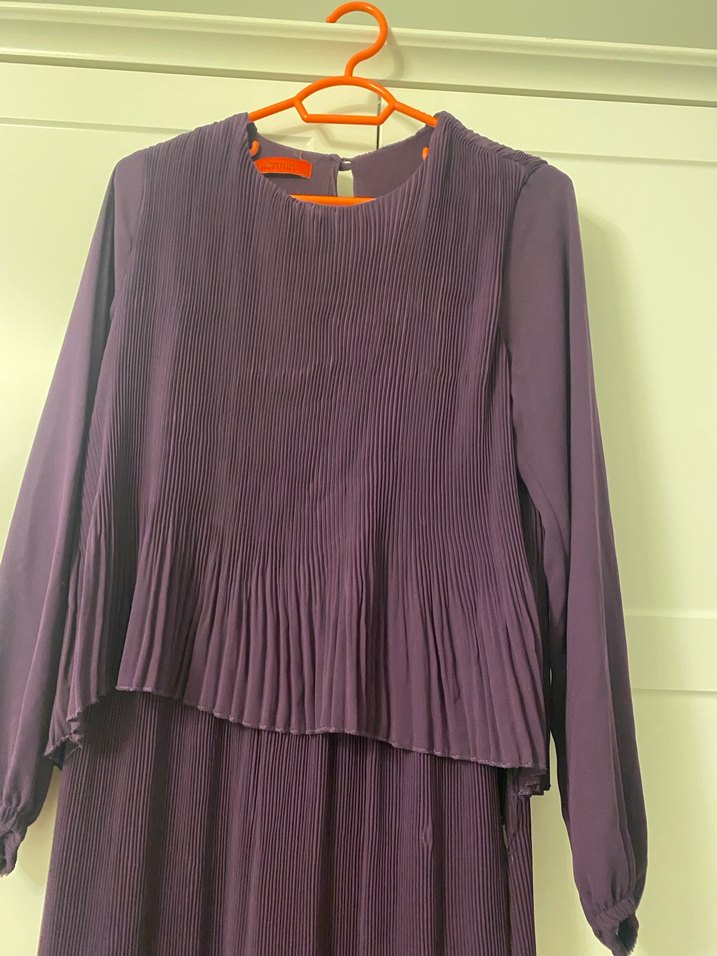 Kadın Mor Piliseli Uzun Elbise - Görsel 3