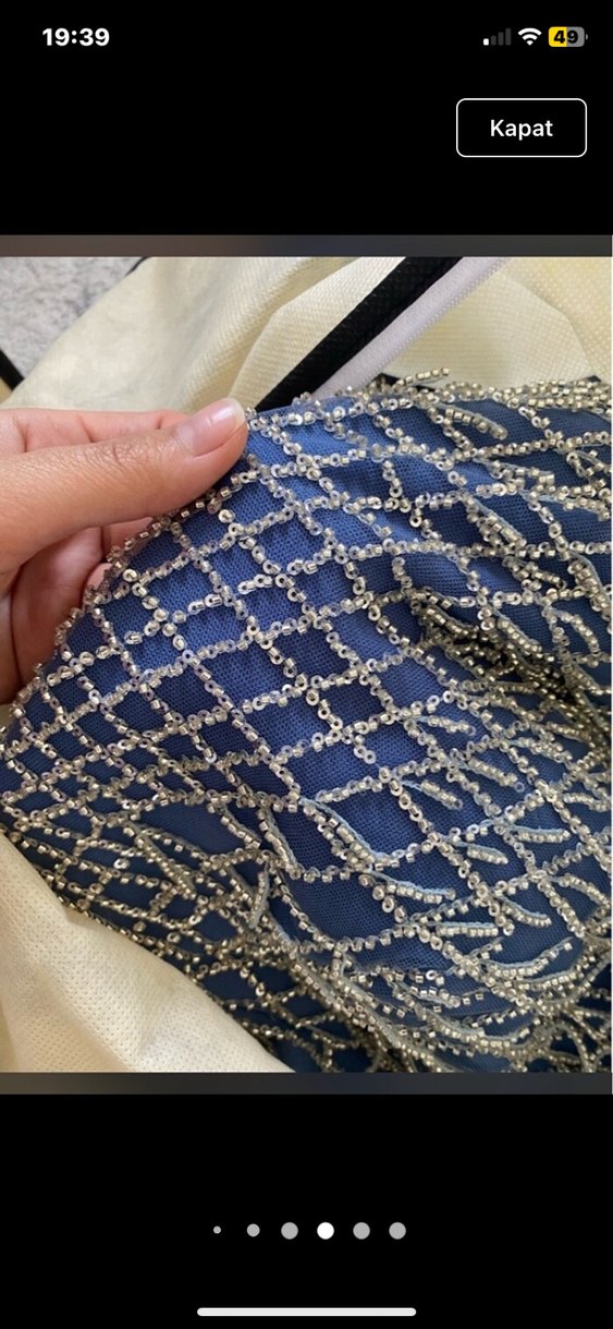 Satılık Mavi Desenli Uzun Drapeli Kadın Tesettür Abiye Elbise - Görsel 4