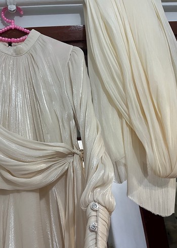 Uzun Beyaz Keten Drapeli Elbise - Görsel 4