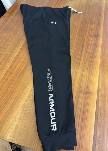 12-13 Yaş Beden gri Renk under armour eşofman altı