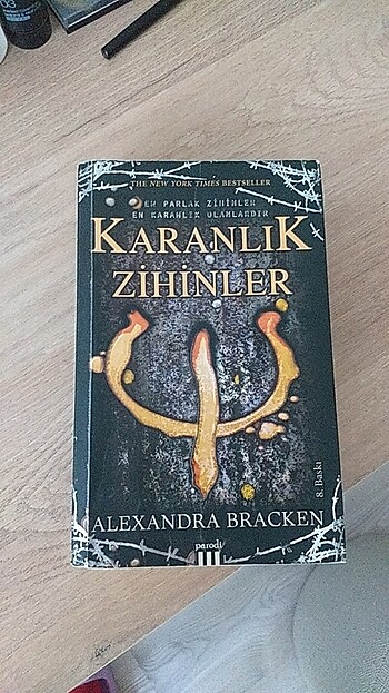 Karanlık zihinler