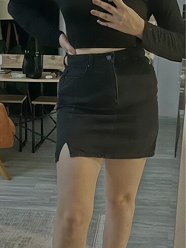 Trendyol & Milla TRENDYOLMİLLA siyah kot etek yırtmaçlı