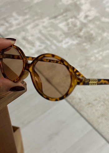 MIUMIU model kahverengi leopar gözlük - Görsel 3