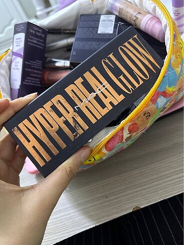 Mac hyper real glow