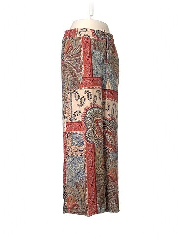 LC Waikiki LC Waikiki Kumaş Pantolon %70 İndirimli.