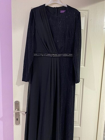 44 Beden siyah Renk Işıltılı elbise