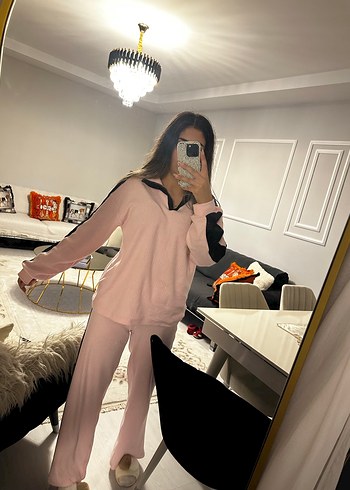s Beden Pembe Yüksek Yakalı Kadın Eşofman Takımı