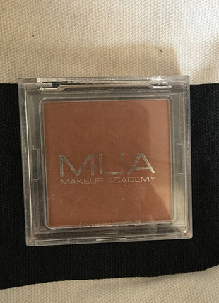 m Beden Mua bronzer