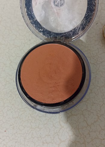 Saat, allık, tesbih - Görsel 4