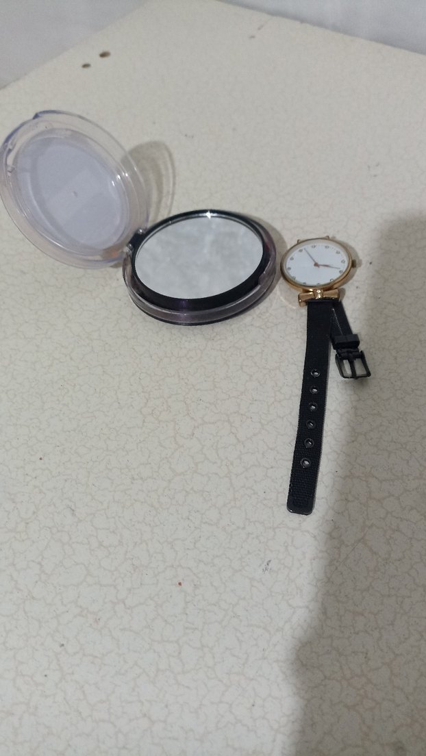 Saat, allık, tesbih - Görsel 3