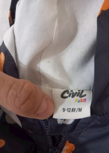 Çocuk Kapüşonlu Renkli Baskılı Yağmurluk - Görsel 4