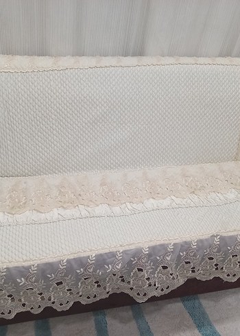 İşlemeli Beyaz Yatak Örtüsü - Görsel 6