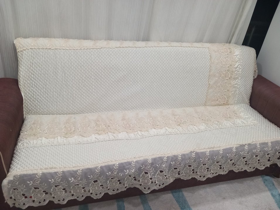 İşlemeli Beyaz Yatak Örtüsü - Görsel 5