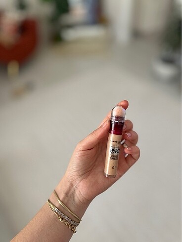 Beden Maybelline 01 eraser