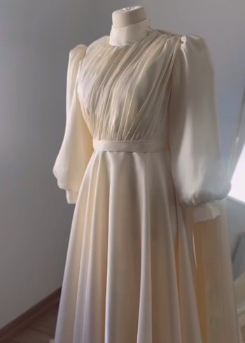 Uzun Kollu Beyaz Vintage Gelinlik - Görsel 3