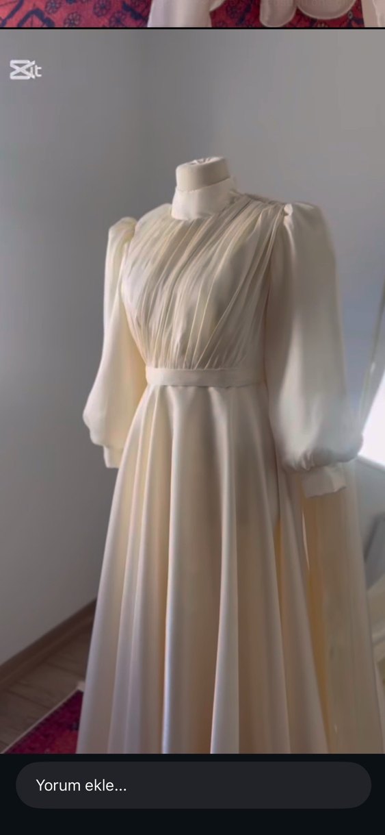 Uzun Kollu Beyaz Vintage Gelinlik - Görsel 3