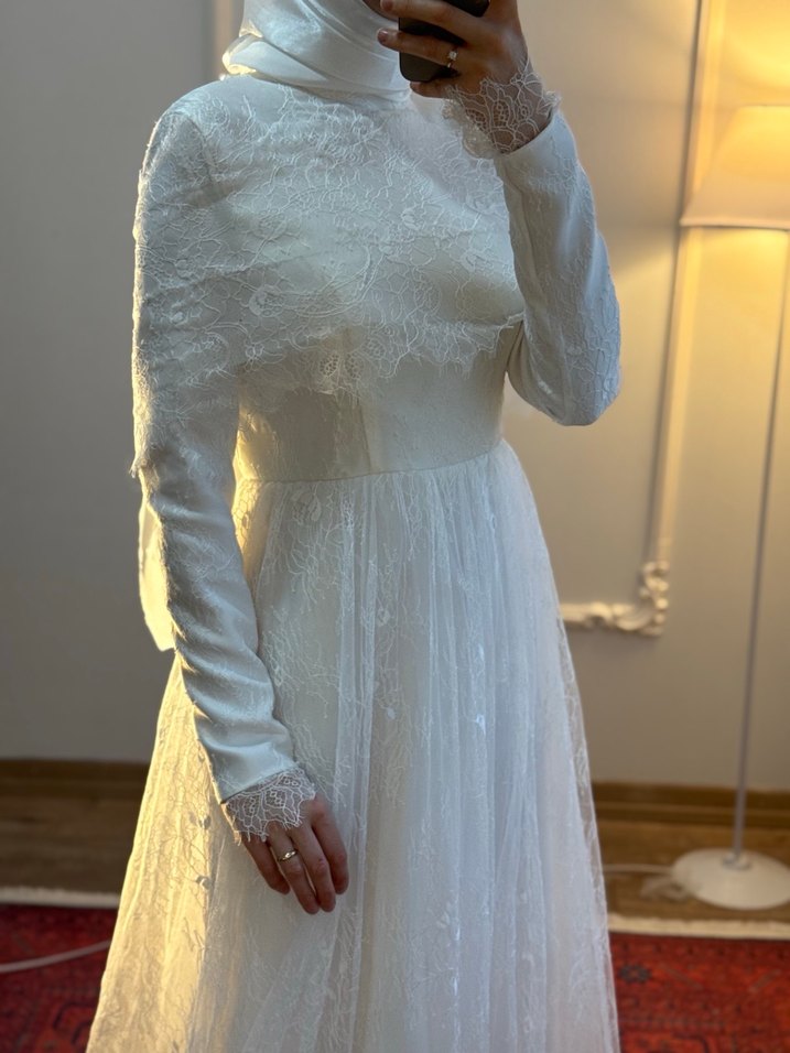 Fransız dantel tesettür gelinlik - Görsel 3