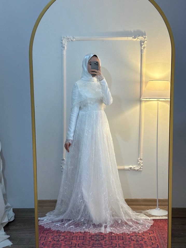 Fransız dantel tesettür gelinlik - Görsel 2