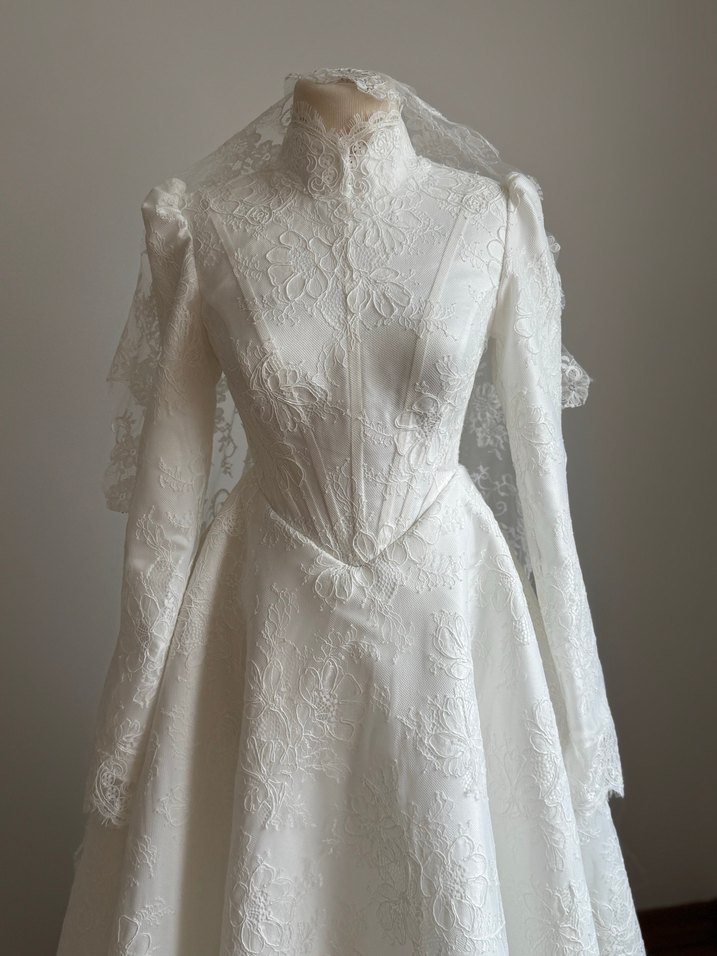 Fransız dantel tesettür  Gelinlik - Görsel 2