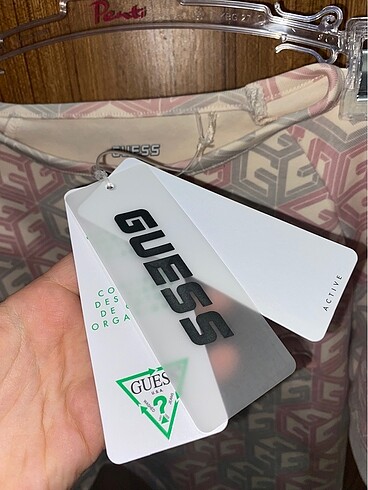 Guess Guess Crop Tişört