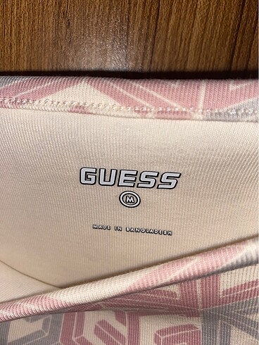 m Beden çeşitli Renk Guess Crop Tişört